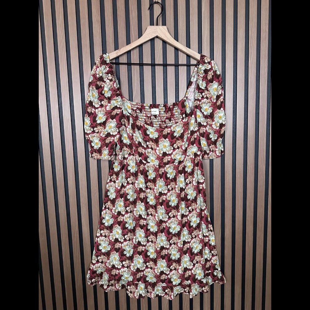 Wilfred Floral Puff-Sleeve Mini Dress in Burgundy and Cream
